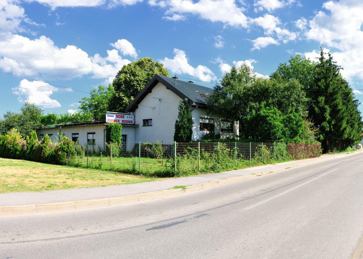 Sobe Zimmer Rooms Zivcic Karlovac Exterior photo